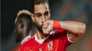 السولية جدد عقده مع الأهلي لمدة قصيرة حتى تتناسب المدة مع المقابل المادي، وأن اللاعب يرغب في البقاء بالأهلي، لكن لم. Vac5invbh7lxbm