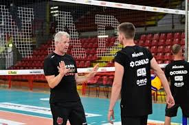Vital heynen (born 12 june 1969) is a former belgian volleyball player, a head coach of the poland men's national volleyball team and italian club sir safety conad perugia. Vital Heynen Our Game Has To Become Even More Dynamic More Play Less Breaks