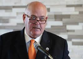 After 3 decades of public service, outgoing Galveston Mayor Yarbrough looks  forward to helping 'from the sidelines'