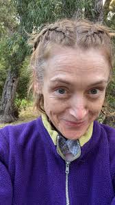 Elise Batchelor (@elisebpresents) • Instagram photos and videos