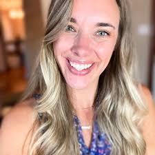 Kathleen Voorhees's Instagram, Twitter & Facebook