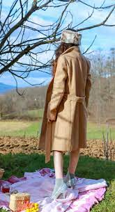 2 Winter Picnic Outfits You Need To Copy If You Are A Picnic Gal Picnic Outfits Fashion Winter Picnic