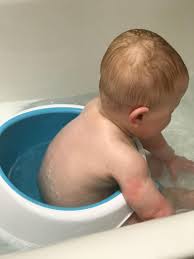 Designed for comfort, the angelcare soft touch baby bath seat is mould free and hygienic. Angelcare Soft Touch Bath Seat Reviews