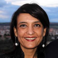 Laura Lojo-Rodríguez