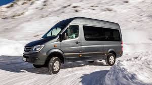 Mercedes Sprinter 4x4 Minibus Avec Vitres Teintees Avantage Bcp De Lumiere Desavantage Plus Froid Fourgon 4x4 Benz Sprinter 4x4