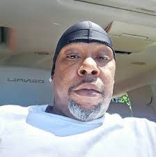 Stanley Wiggins's Instagram, Twitter & Facebook