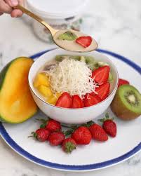 Potong dadu buah naga putih, buah naga merah, dan. Resep Salad Buah Yakult Cukup 5 Langkah Praktis Harianresep Com
