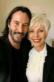 To that sweet lady who truly loves me, I need Hi now ♥️Hello honey❣️I beg  you when you see this don't ignore me 💔 I'm not happy and I've been crying  for