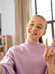 Annalena Baerbock: Wirbel um vermeintliche Nacktfotos der  Grünen-Kanzlerkandidatin