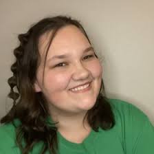 Isabella Squires (bellakay3317)