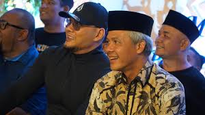 Karena kadang, kata kata nya sering mengandung provokatif, kotor, kasar, menghina, merendahkan, dan dapat mengakibatkan permusuhan karena. Kominfo Jateng On Twitter Jangan Pernah Menghina Pendosa Seolah Olah Kita Tidak Pernah Berbuat Dosa Lebih Baik Orang Yang Banyak Dosa Tapi Khawatir Dengan Dosanya Daripada Orang Yang Banyak Amalan Tapi Sombong Dengan