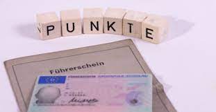 Zu schnell unterwegs gewesen, rote ampel übersehen? Punktekatalog So Funktioniert Das Punktesystem Acv