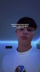 Nostalgia for Summer 2023 in Old Rust Gameplay