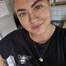 Say hello to our brand new u-shape corner sofa, The Belgravia! ✓£999 (0%  Pay Monthly Finance Available) ✓Available in Grey or Stone ✓Smooth Chenille  material ✓10 Year Guarantee Full information: www.Sofa-Club.co.uk/Belgravia