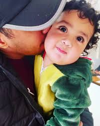 Filhote , vc não sabe o quanto me apaixonei quando ti vi a primeira vez ,  eu tinha medo de que vc não me aceitasse , hoje chora pra sair comigo. Quero