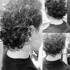 櫻井真紀 オムヘアーセカンド はinstagramを利用しています カーリーヘア ハードパーマ メンズパーマ キャップからチラ見せのハードパーマ狙いました ハードパーマ セットはかなり簡単です surf streetfashion パーマ セット