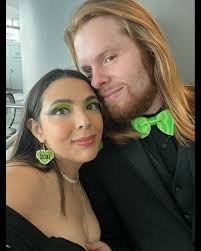 brat's first Grammys 💚 thank u, @cirkut 💯🫶🏼