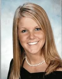 Nicole Dehart's Instagram, Twitter & Facebook