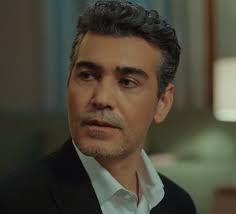 Jun 30, 2021 · turgay yıldız, çeşitli tiyatrolarda oyuncu olarak görev alan, trt ankara televizyonu'nda metin yazarlığı, oyunculuk, program sunuculuğu gibi görevler üstlenen turgay yıldız kimdir? Sadakatsiz Mimar Volkan Kimdir Sadakatsiz Caner Cindoruk Kac Yasinda Rol Aldigi Diziler