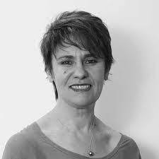 Keri Chisholm's Instagram, Twitter & Facebook