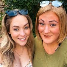 Samantha Stutz's Instagram, Twitter & Facebook