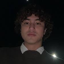 Reggie Flowers's Instagram, Twitter & Facebook