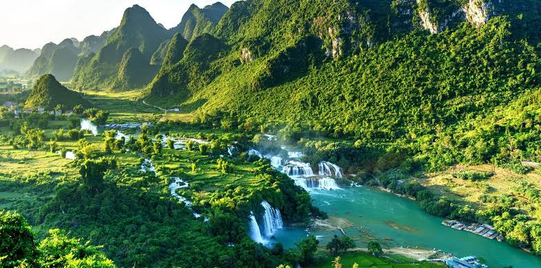 Best time to visit North Vietnam & essential travel guide – VinWonders