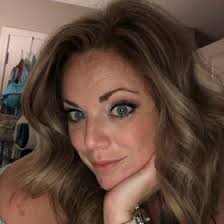 Abbey Powell (twocalverts)