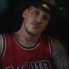 Looking for Helldivers players to join crew