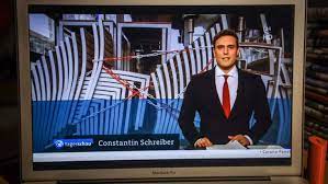 Flensburg | als anchorman der. Die Kandidatin Von Constantin Schreiber Jede Menge Einfaltigkeitsmerkmale Qantara De