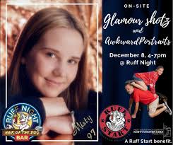 SUNDAY Live Music with Tim Bartzen starts at 2pm 🎵 🙌🏻 4pm photographer Misty  Winter 📸 will be on-site to take your AWKWARD HOLIDAY PHOTOS! Dress in  your festive best and bring