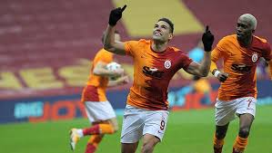 Galatasaray spor kulübü is a turkish professional football club based on the european side of the city of istanbul in turkey. Xc 5yhwppjsxm