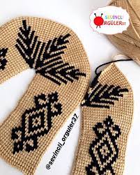 Sevincli Orguler On Instagram Hayirli Aksamlar Bu Aksamda Guzel Melike Nin Sparis Lerinde Olan Bu Guzel Boncuk Tig Desenleri Boncuk Tig Patikler