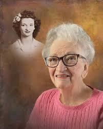 Kim Clanton's Instagram, Twitter & Facebook