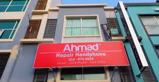 Dapatkan gadget seperti telefon pintar murah disini, ap, ori, klon, semua ada. Ahmad Repair Handphone Shah Alam 0126722213 Home Facebook