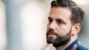 HIF öppnar för att sälja Casper Widell och Benjamin Acquah i jakten på nytt  kontrakt