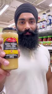 Raw and unpasteurized honey is the best #jasjeetkhaira #fitness #rawhoney  #unpasturized #healthtips