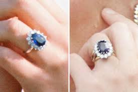 Royals wedding dress princess diana facebook instant articles weddings week. Princess Diana Ring All The Engagement Ring Facts