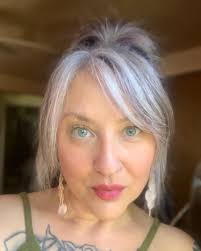 Is there anything better than sleeping in freshly washed and dried cotton  bedding?