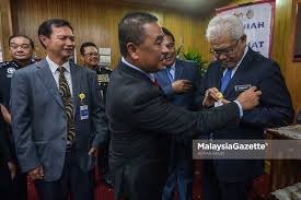 Yb dato' sri dr haji ismail bin haji mohamed said timbalan menteri kementerian dalam negeri. Hamzah Zainuddin Timbalan Menteri Mula Tugas Hari Pertama Di Kdn