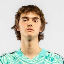 Ethan Escobar's Instagram, Twitter & Facebook