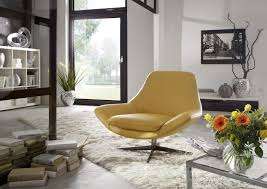 Le fauteuil habille votre pièce, design, confortable, imposant ou non, il compose votre salon en apportant une assise de qualité. Classement Guide D Achat Top Fauteuils Pivotants En Juill 2021