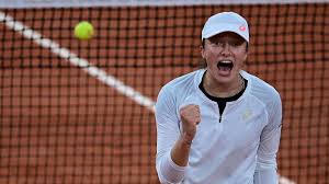 Iga swiatek women's singles overview. French Open 2020 Iga Swiatek Triumphiert Im Finale Gegen Sofia Kenin Eurosport