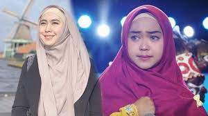 Sebab, oki dan adiknya, shindy putri mendiang ayah oki setiana dewi dan ria ricis, sulyanto, meninggal dunia pada usia 58 tahun. Ditegur Oki Setiana Dewi Ria Ricis Pilih Keluar Dari Grub Keluarga Mbak Oki Nggak Ada Basa Basi Tribunnewsmaker Com