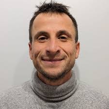 Bradley Loewen's Instagram, Twitter & Facebook