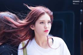 Kpop Idol Girls Kpop Girls Kpop Idol Hair Kpop Pretty Girls Pretty Kpop Idols Kpop Wind Blown Hair Wind Blown Hair Hair Womens Hairstyles