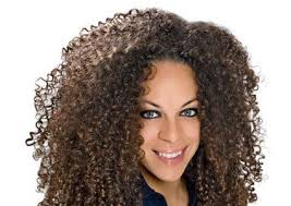 Be sure to read that post first for more insights on why you may be experiencing wet frizz. Fix Frizzy Hair From Curly To Straight