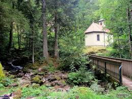 Cascade Saint Nicolas Kruth Entre Patrimoine Et Nature Saint Nicolas Paysage Patrimoine