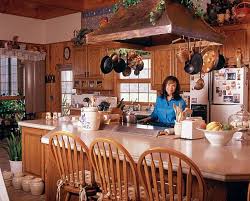 Lynn's 19th century plantation home has been the source of reported ghostly apparitions, strange sightings and unexplainable noises. Loretta Lynn Ranch Kitchen Kitchen