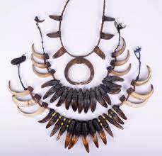 A Bontoc Boaya Necklace Lot 459 Tribal Art Antiquities Tribal Accessories Tribal Jewelry Beaded Jewelry